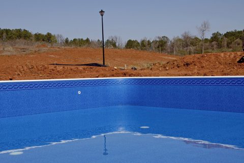 Entretien du liner de piscine